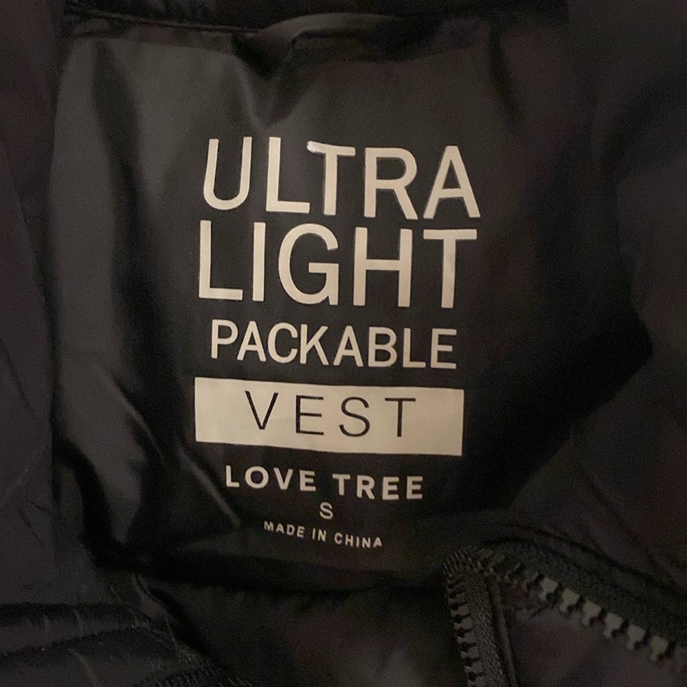 Love Tree Black Puffer Vest Size Small S - Picture 3 of 3